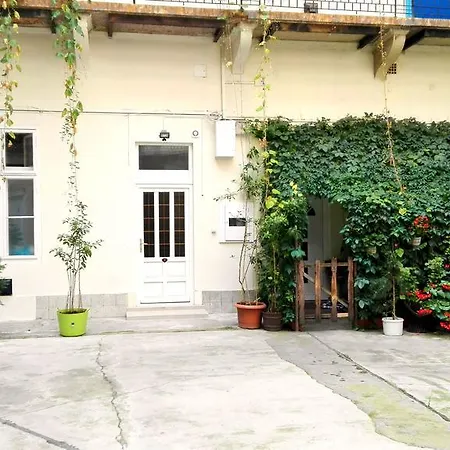 Appartement Where The Wild Roses Grow